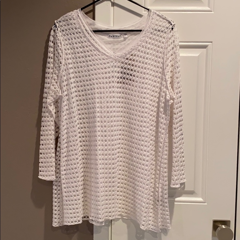 Habitat women’s top / blouse